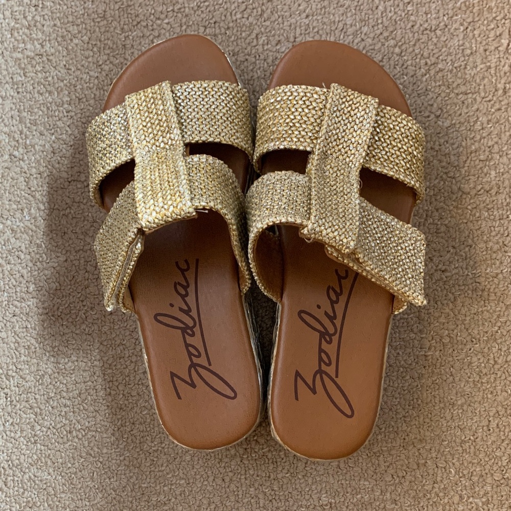 Zodiac Women's Glittering Gold Slide Sandals